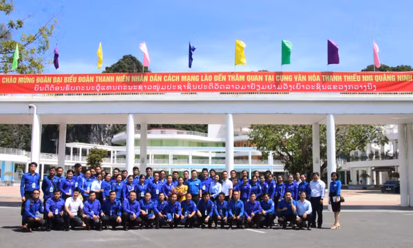 Đoàn đại biểu Đoàn TNNDCM Lào thăm và làm việc tại Quảng Ninh