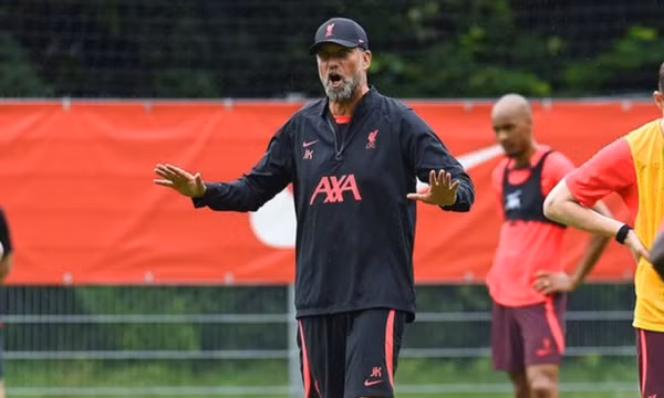 Klopp cập nhật tình hình chấn thương của Jota và Alisson
