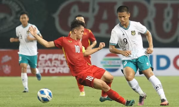 U19 Việt Nam giành một điểm quý giá trên 'chảo lửa' Patriot