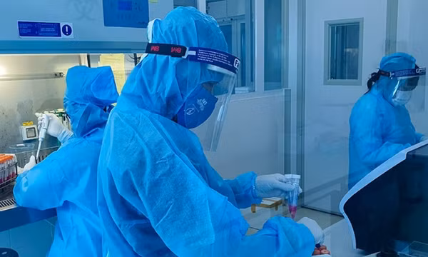Bộ Y tế đề nghị các tỉnh huy động cơ sở y tế tư nhân tham gia chống dịch