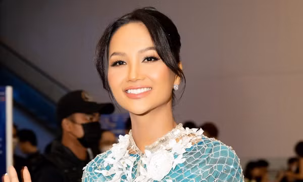 H'Hen Niê làm giám khảo Miss Peace Vietnam