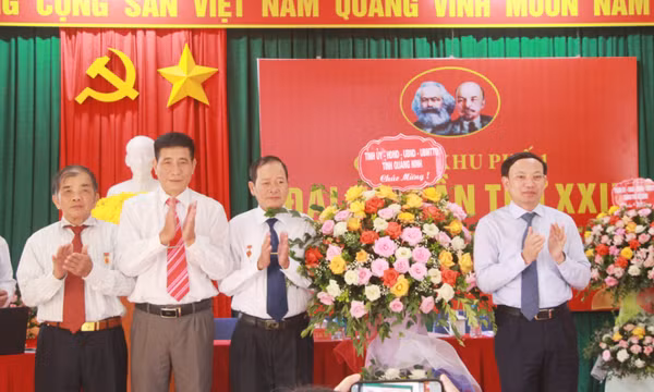 Đại hội chi bộ nhiệm kỳ 2022-2025: Thuận “Lòng dân – ý Đảng”