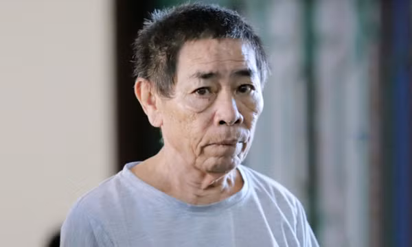 Cháu quấy khóc, ông nổi khùng chém bà