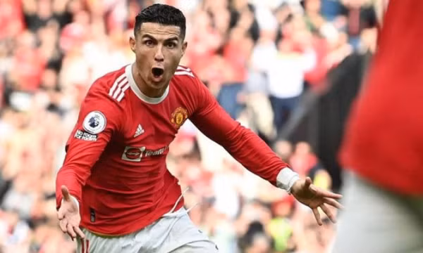 Ronaldo chấp nhận giảm lương, Atletico có câu trả lời