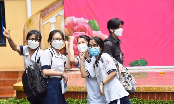 Nhiều cánh cửa mở rộng sau kỳ thi tốt nghiệp THPT