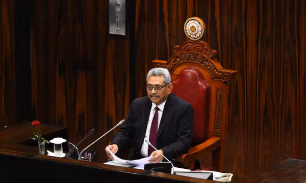 Tổng thống Sri Lanka rời đất nước bằng máy bay quân sự