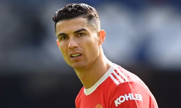 Ronaldo công khai trận đấu tái xuất M.U