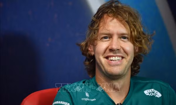 Tay đua cự phách Sebastian Vettel tuyên bố từ giã đường đua F1
