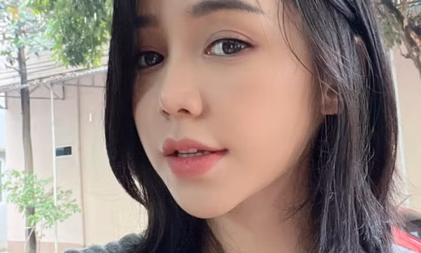 Quỳnh Kool từng buồn, hụt hẫng khi 'xuống tóc' cho vai diễn mới