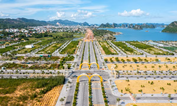 Phương Đông Vân Đồn mở bán hai dãy liền kề mặt biển vị trí đẹp nhất dự án