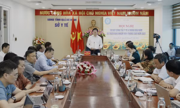 Tiếp tục kiểm soát hiệu quả dịch bệnh, chăm sóc tốt sức khỏe nhân dân