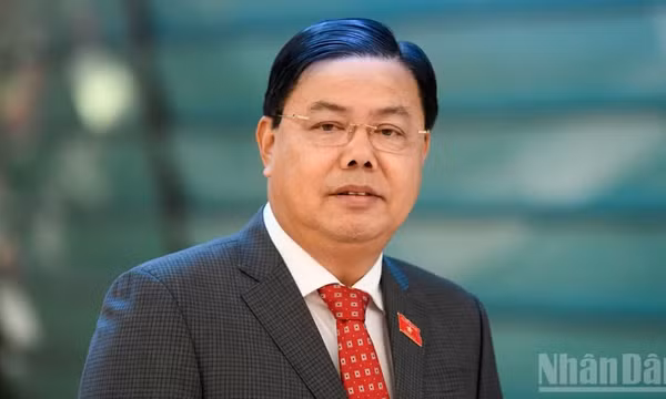 Quốc hội phê chuẩn ông Nguyễn Tiến Hải giữ chức Bộ trưởng Nội vụ