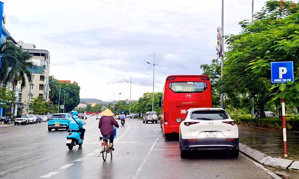 Phường Hồng Gai: Bố trí 7 điểm đỗ xe miễn phí phục vụ nhân dân