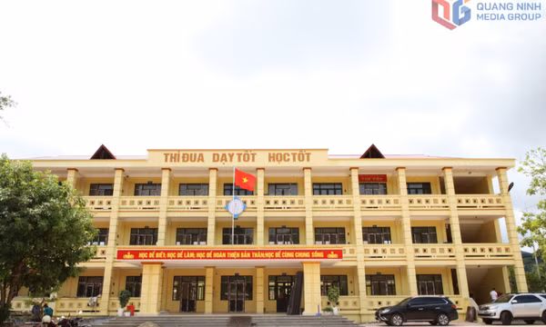 Tăng tốc hoàn thành những ngôi trường nội trú nơi biên giới