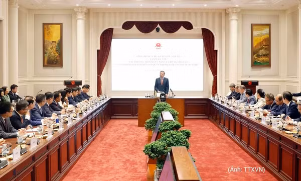 Tổng Bí thư, Chủ tịch nước Tô Lâm: Xác định ngoại giao phục vụ phát triển là trung tâm