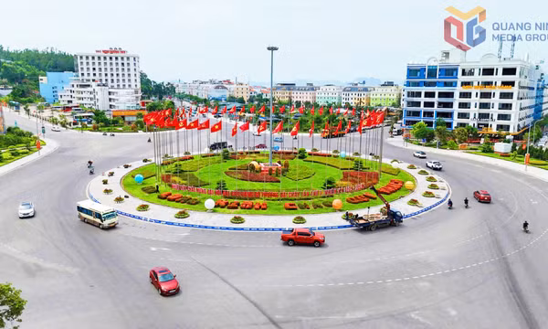 Quảng Ninh cất cánh