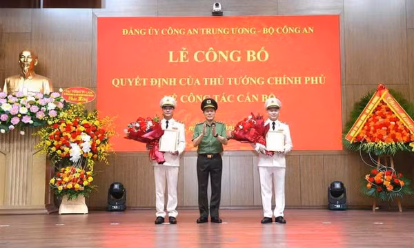 Bộ Công an trao quyết định bổ nhiệm chức vụ đối với hai Thứ trưởng
