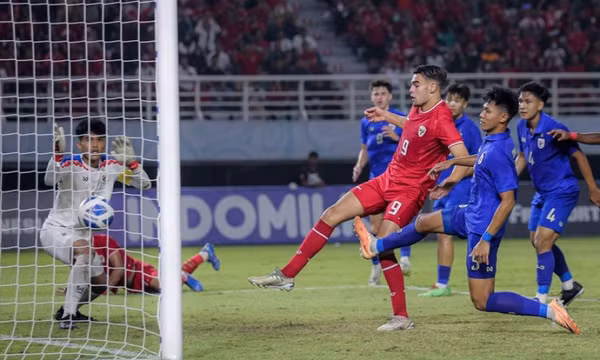 Cột dọc hóa người hùng, chủ nhà Indonesia vô địch U19 ĐNÁ