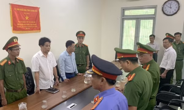 Bắt tạm giam Phó Chi cục trưởng Chi cục Quản lý đất đai ở Quảng Nam