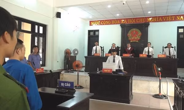 Kẻ sát hại phó trưởng công an phường tại Huế bị phạt 20 năm tù