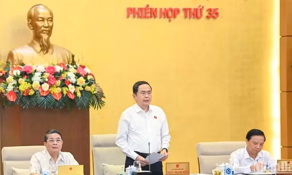 Khai mạc Phiên họp thứ 35 của Ủy ban Thường vụ Quốc hội