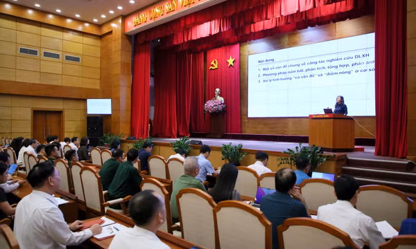 Hội nghị báo cáo viên cấp tỉnh tháng 7/2024