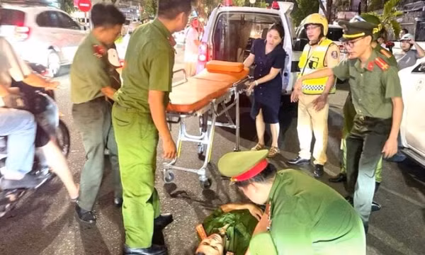 Khởi tố nam thanh niên tông xe khiến chiến sĩ công an bị thương