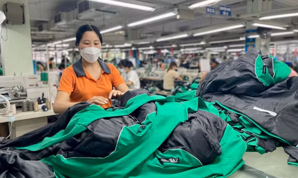 Đơn hàng dồi dào, doanh nghiệp sản xuất kỳ vọng tăng trưởng mạnh về cuối năm