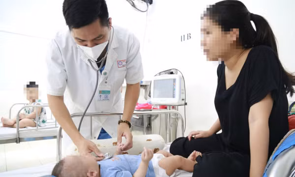 Dấu hiệu nhận biết viêm màng não ở trẻ