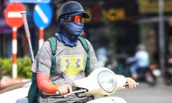Khu vực phía Đông Bắc Bộ ngày nắng nóng, chiều có mưa dông vài nơi
