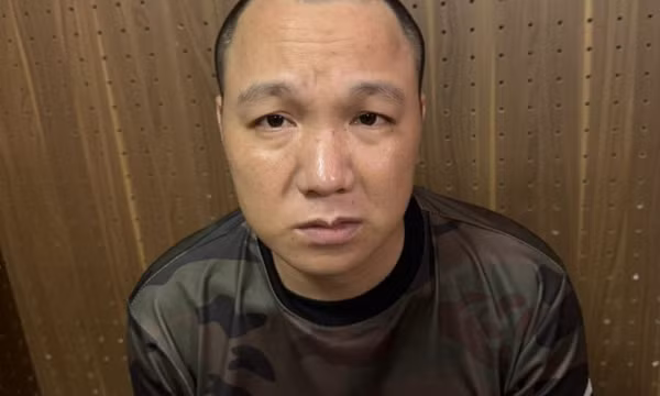 Từ Hải Phòng vào Thanh Hóa gặp bạn gái rồi cướp điện thoại