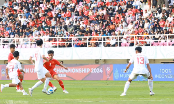 Việt Nam thua Indonesia 0-5 ở giải U16 Đông Nam Á