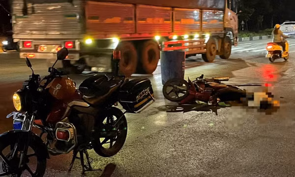 Tai nạn giữa xe máy và taxi khiến người đàn ông tử vong tại Bình Dương