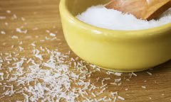 Nên nêm mì chính lúc thức ăn sôi hay sau khi tắt bếp?