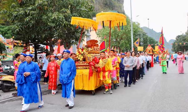 Hạ Long - Thành phố lễ hội