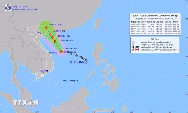 Áp thấp nhiệt đới trên vùng biển Hoàng Sa đã mạnh lên thành bão số 2