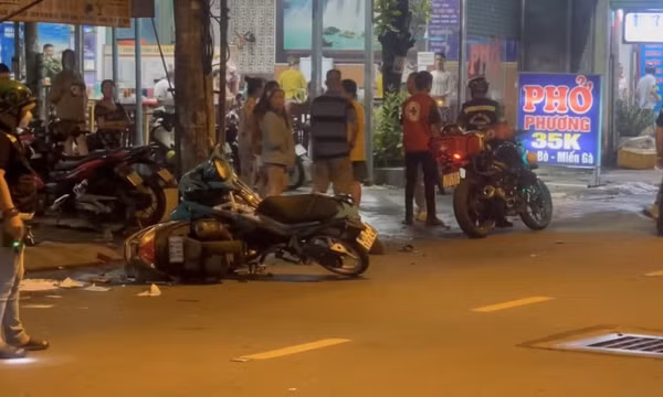 Tai nạn xe máy nghiêm trọng trong đêm, một phụ nữ tử vong