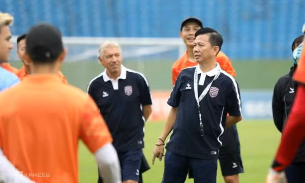 HLV Hoàng Anh Tuấn muốn đưa Luka Modric về Bình Dương