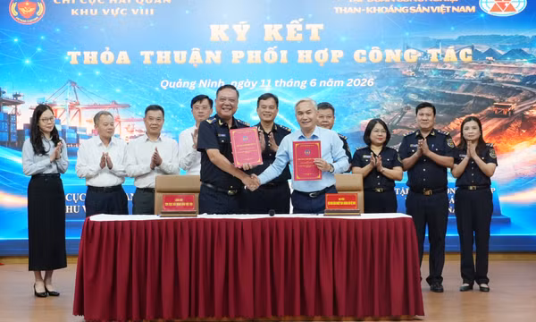 Hải quan khu vực VIII: Đồng hành cùng doanh nghiệp ngành Than
