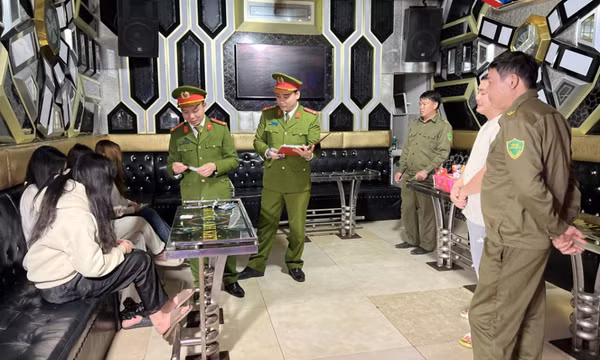 Kiểm soát chặt nguồn cung, nguồn cầu ma túy
