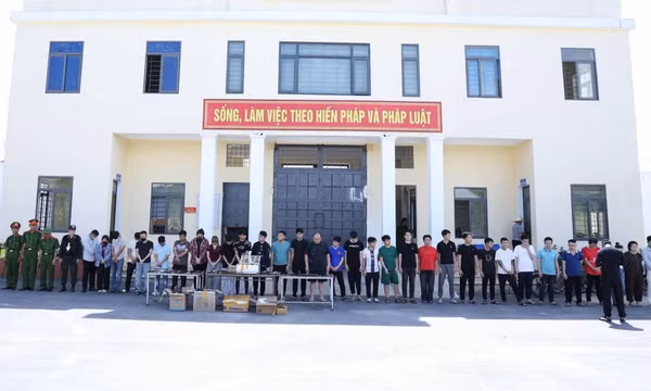 Triệt phá đường dây đánh bạc, rửa tiền hơn 1.000 tỉ đồng