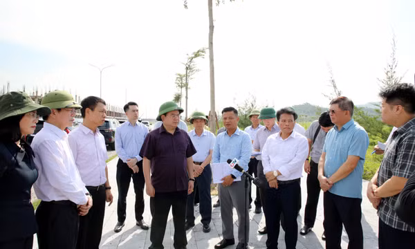 Bí thư Tỉnh ủy Quản Minh Cường: Kiên quyết xử lý đối với các dự án chậm tiến độ, vi phạm pháp luật