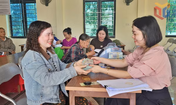 Phường Yên Tử: Chi trả tiền bồi thường GPMB dự án đường sắt tốc độ cao cho những hộ đầu tiên