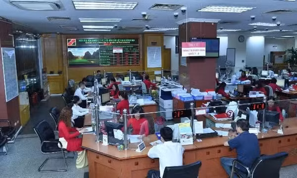 Ổn định lãi suất, hỗ trợ tăng trưởng kinh tế
