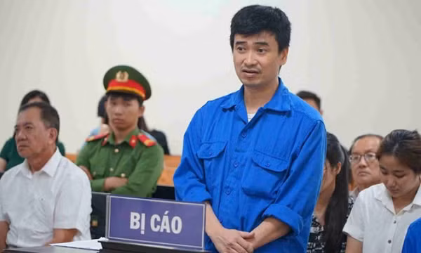 Tuyên phạt Phan Quốc Việt 7 năm tù trong vụ án Việt Á ở CDC Đắk Lắk