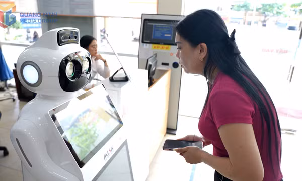 Khi dịch vụ công đến gần hơn với người dân