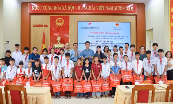 Quan tâm, chăm lo chu đáo cho trẻ có hoàn cảnh đặc biệt