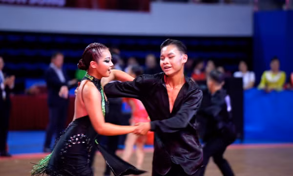 Khai mạc Giải vô địch trẻ quốc gia Khiêu vũ thể thao tại Quảng Ninh 