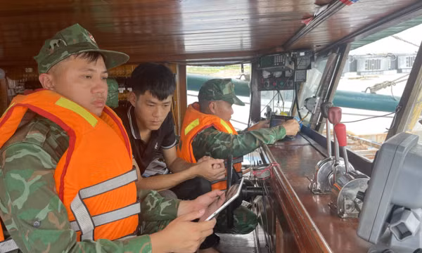 Thiết bị giám sát hành trình tàu cá: "Nhất cử, đa tiện"