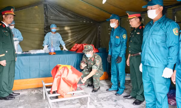 Lấy mẫu hài cốt liệt sĩ phục vụ giám định ADN tại 3 xã: Tiên Yên, Đầm Hà, Hải Hà